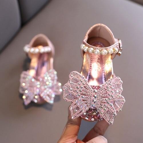 2021New Rhinestone Butterfly Crystal Sandal Kids Princess Shoes for Wedding Party Girls Dance Performance Shoes Chaussure fille