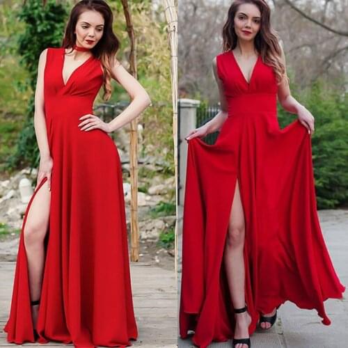 Beautiful Simple Open V Back Red Floor-Length Sleeveless Knitting V Neck Formal Prom Dresses Gowns with Sweep Train