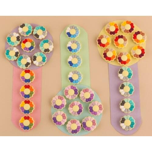Kovict 50/100/200pcs Silicone Colored Flowers Beads Holes Silicone Flower Baby Teething Beads DIY Beads Accessories Baby Teether