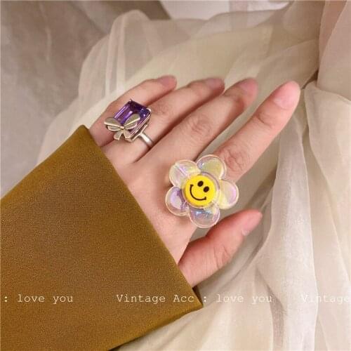 Acrylic Flower Smiley Ring Pearl Inlaid Ring Plant Smiley Gradient Flower For Children And Women Fashion Travel Party Gifts