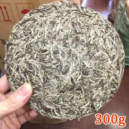 Chinese Fujian Old Fuding White Cake Natural Organic White Silver Needle Bai Hao Yin Zhen 300g