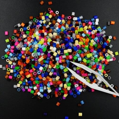 5mm Hama Beads 3D Diy Perler Beadbond with Pegboards Patterns 100%quality Guarantee Perler Fuse Toy Beads Puzzles 500 Pcs / Bag