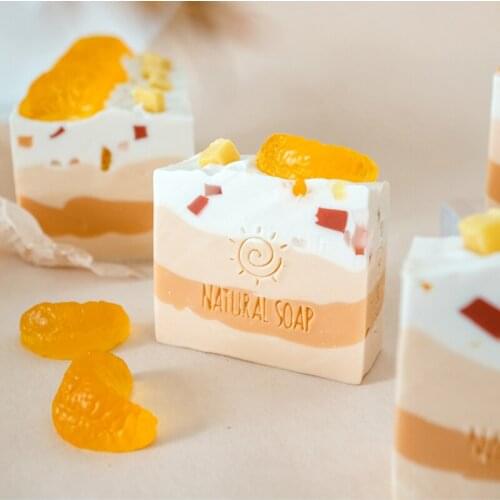 Vitality Fruit Scent Handmade Cold Soap Clean and Moisturizing Natural Essential Oil Soap Wedding Souvenir Creative Gift