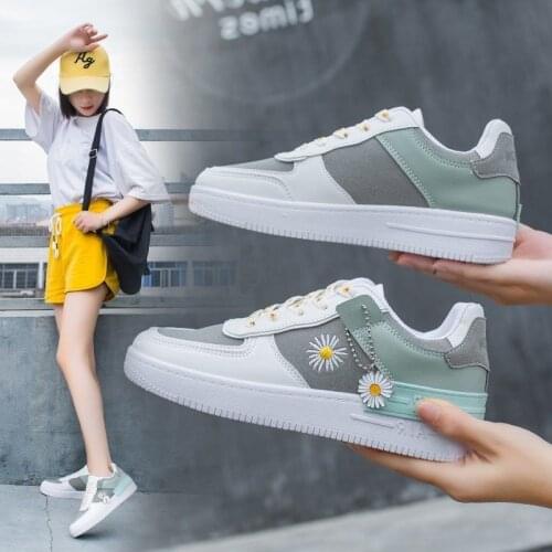 2021 New Street patting cream Daisy sports casual board shoes fashion versatile running white shoes