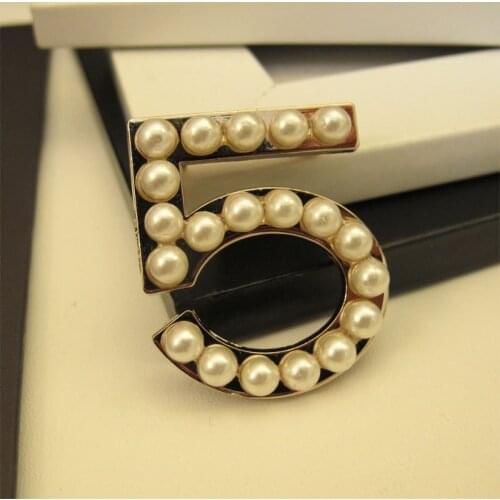 HOT simulated-pearl fashion gold vintage initial 5 five pin badge brooches jewelry women popular accessories 3pcsx