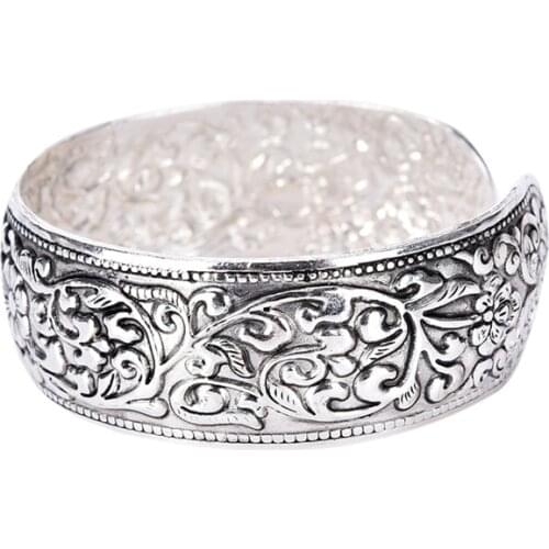 HWetR Golden Bracelets