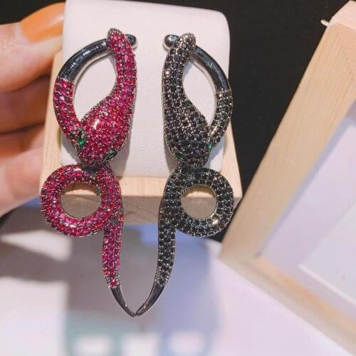 HIBRIDE 2019 luxury Snake-shaped Shiny AAA Zircon Earrings High Quality Unique Red Black Stud Earrings for Women Brincos E-613