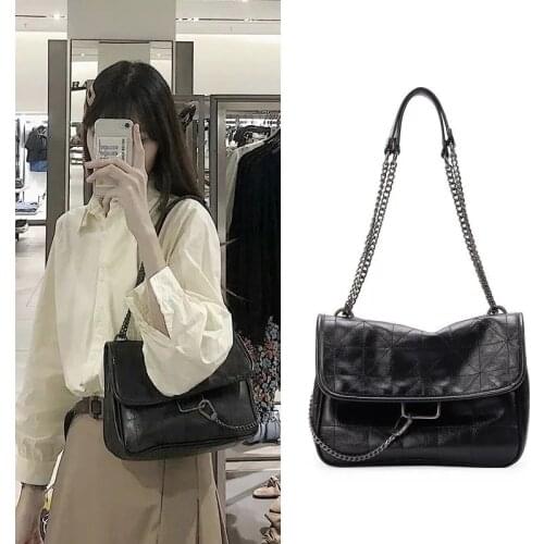 Fashion Lozenge Shoulder Bag Women PU Leather Chains Armpit Bag New Crossbody Bag Black Solid Color Messenger Bag Flap Handbags
