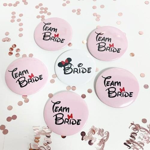 6PCS Bride To Be Hen Party Badge Decoration Team Bride Badge Decoration Brachelorette Party Wedding Party Decoration Supplies