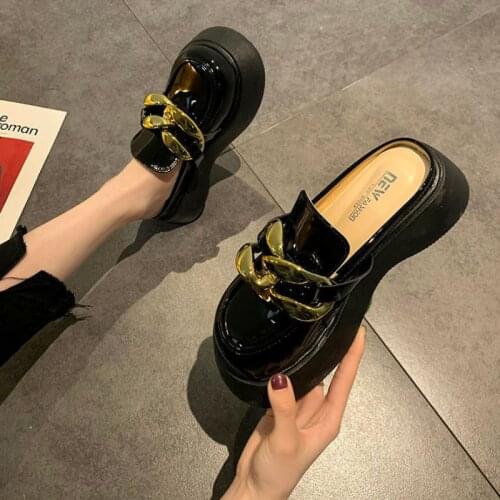 New Slippers Loafer Chunky Golden Chains Women Chain Backless Leather Loafer Cork Midsole Ladies Luxury Mule Sandal