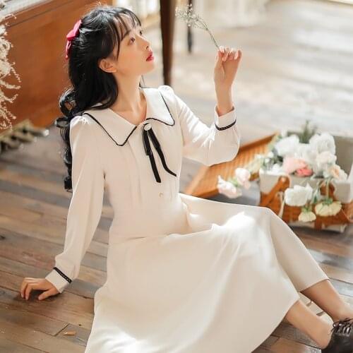 Vintage French Elegant Mid-Length Dress Women Spring 2021 New Lace Stitching Doll Collar Sweet Bow Cute Dress Female Vestido