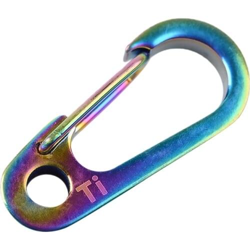 EDC Hanging Buckled Outdoor Ring Bottle Opener Keychain Clip Hook Multi Tools Titanium Alloy Camping Climbing Outdoor Tools M