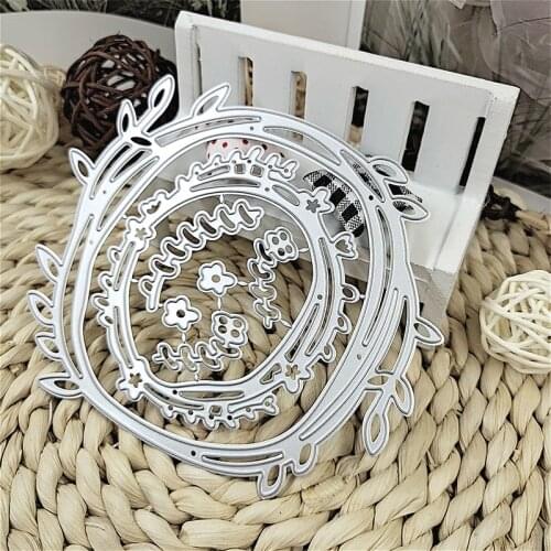 Suitable for creative paper cutting machine metal cutting die scrapbook creative DIY Christmas series garland 2020 NEW