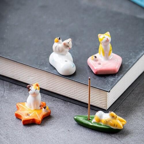 1Pcs Ceramic Japanese Style Cat Shape Incense Holder Chopstick Rest Small Ornament Chopsticks Holder Gift Craft Decoration