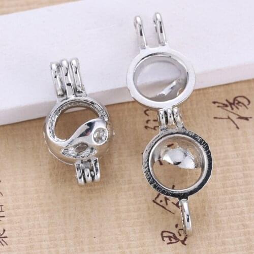 5pcs Bright Creative Round Pearl Cage Jewelry Manufacture Beads Pendant Aromatherapy Diffusion Box Oyster Pearl Gift