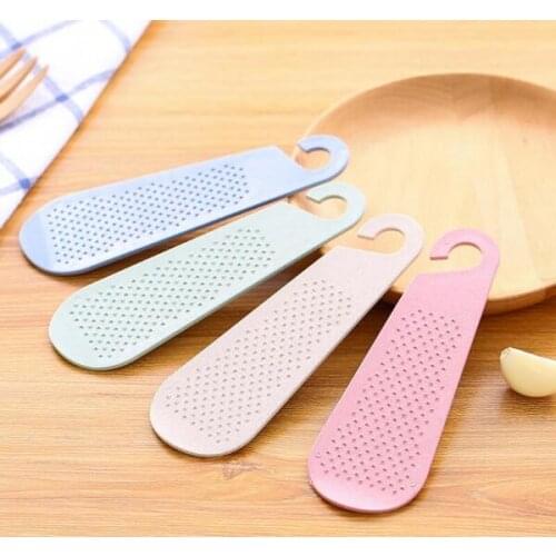 Manual Wheat Straw Ginger Garlic Grater Wasabi Grinding Plate Garlic Presses Tools Kitchen Gadgets Accessories Food