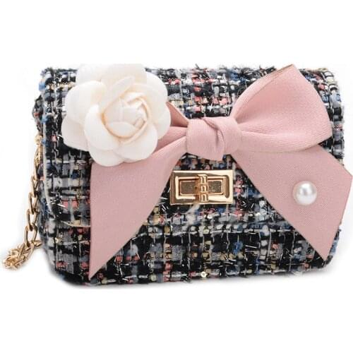 Women Mini Satchel Bag Korean Style Girls Princess Pearl Crossbody Bag Woolen Baby Girl Flower Purses and Handbags Gift
