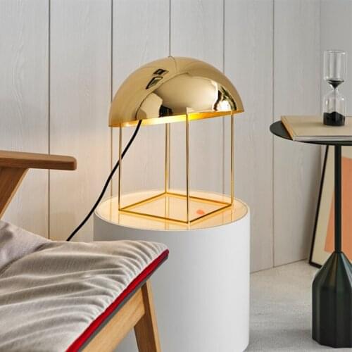 Postmodern table lamp simple art metal living room nordic fashion bedroom bedside study light luxury model room table lamp