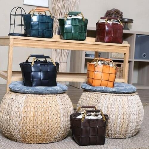 Vintage Bucket Bag for Women New Knitting Crossbody Bags Pretty Girls Shoulder Bag Women Handbags Quality Leather Messenger Bags