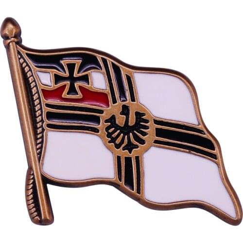 Germany WW1 empire Navy War Ensign Kaiserliche Marine Reich Kriegsflag badge pin