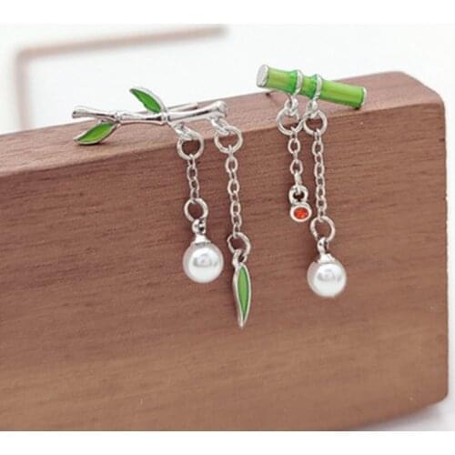 New Arrival Minimalist Geometric Bamboo Green Pearl Dangle Earrings for Women Girls Fashion Asymmetric Metal Earring Jewelry