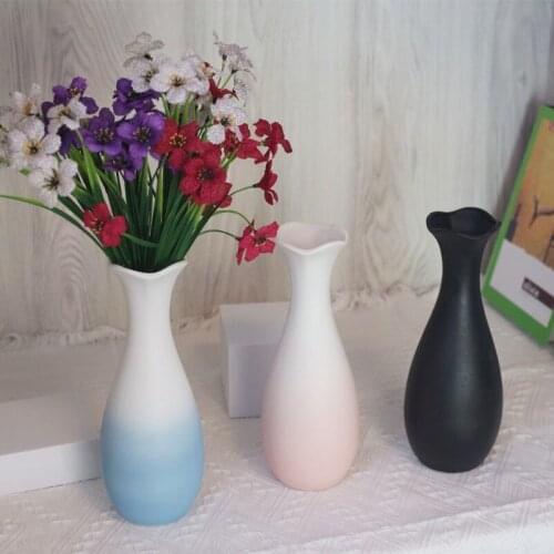 2021New Nordic Decor Fashion White Ceramic Flower Vase Decoration Rustic Home Decor Fashionable Simple Room Decoration For Home