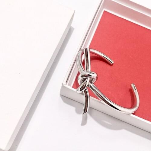 2020 Selling Hot Fashion Jewelry For Women All - Metal Thick - Line Knotted Bracelets