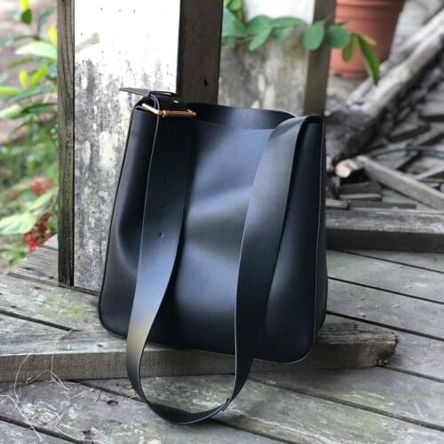 Leather bag 2021 bucket bag large capacity