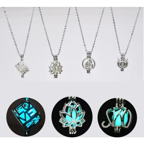 Donarsei Vintage Pendants