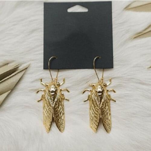 The Golden Color Cicada Earrings Statement Minimalism Punk Creativity Metal Accessories Ear Stud Drop Women Jewelry Gift New