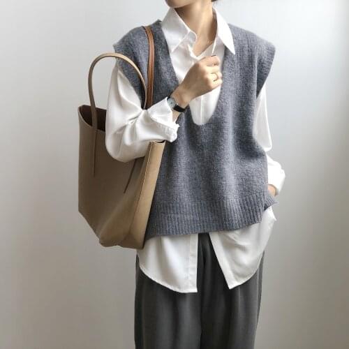 Spring New Knitted Gray Vest Female V-neck Casual Loose Fashion Sleeveless Black Top Simple Coffee High Street Clothing P904
