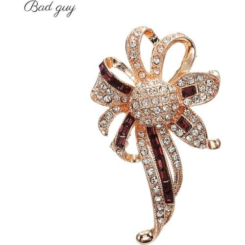 Crystal Pin For Womens Gold Flower Brooch Vitage Pins Brooch Fasion Jewelry Clothes Scarf Buckle Garment Accessories Gifts