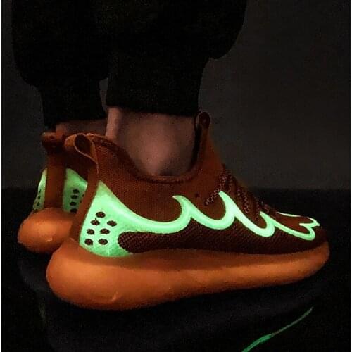 Mesh Sneakers Men Running Shoes High Quality Fluorescence Breathable Sport Shoes Men Athletic Trainers Lace-up Black Men Sneaker