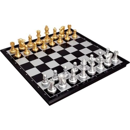 Childrens decorative magnetic chessboard beginner folding board adult large, medium and small black and white chessboard
