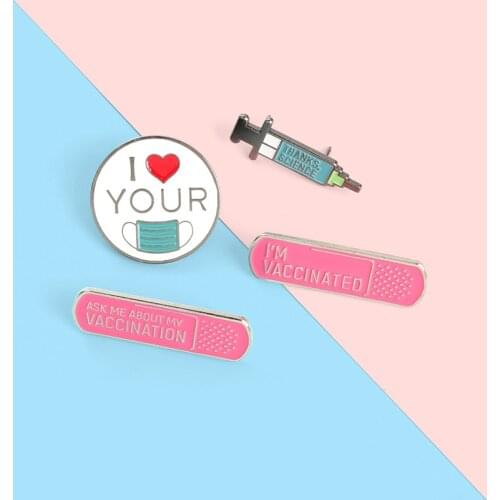 Creative Fun Love Round Enamel Brooch Needle Syringe Pink Letter Alloy Pins Badge Personality Accessories Woman Jewelry Gift