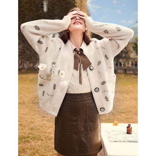 Sweater Jacket Women 2020 Winter New Lazy Style Outer Wear Jacquard Thick Plush Knitted Cardigan