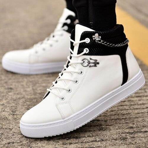 New Mens Casual Shoes Lace-up Men Fashion Chain High Top Sneakers High Pipe Retro Comfortable Mens Flat Sneakers Size 38-45