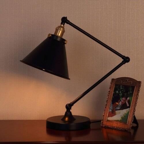 Postmodern Nordic Table lamp Office Deck Lamp Nordic Modern Minimalist Eye care warm study table lamp Home Bedroom Study Room