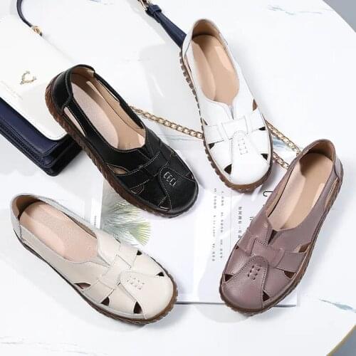 Summer Womens Sandals Leather Casual Flat Bottomed And Hollow Stitching Womens Casual Shoes Soft Soled Antiskid Mom Shoes