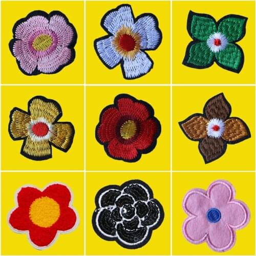 Four Leaf Clover Embroidered Flower Clothes Sticker DIY Decorative Badges Patches For Jackets Coat Girls Tees For Needlework