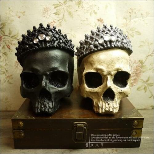 15*11*16cm black and white color Diamond crown skull model Gothic church ornaments Rock punk haunted house props free shipping