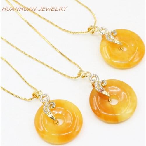 Stone Pendant Yellow Natural Jades Chalcedony 25mm Circle Round Reiki Pendulum Zircon Inlay Chain Pendants Amulet Jewelry B3352