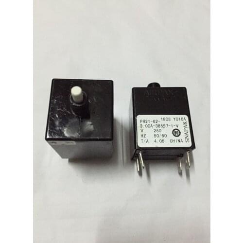 United States AIRPAX Ebers PR21-62 4-foot equipment circuit breaker switch 250V 3A second-hand teardown