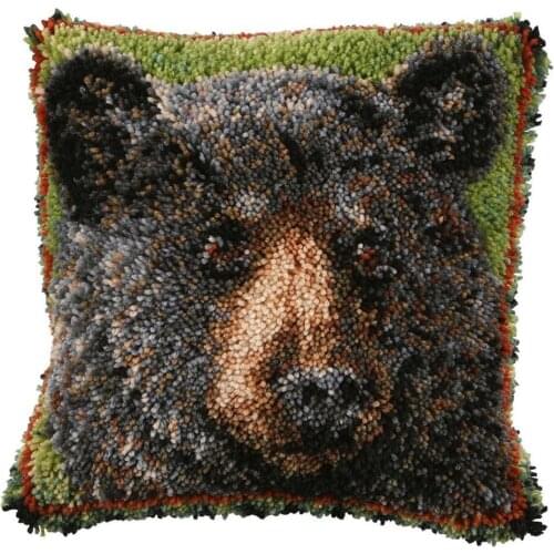 DIY Bear Latch Hook Pillow Kits for Kids Cushion Cover Pillowcase Embroidery DIY Kit for Adults and Kids with Pattern Printed