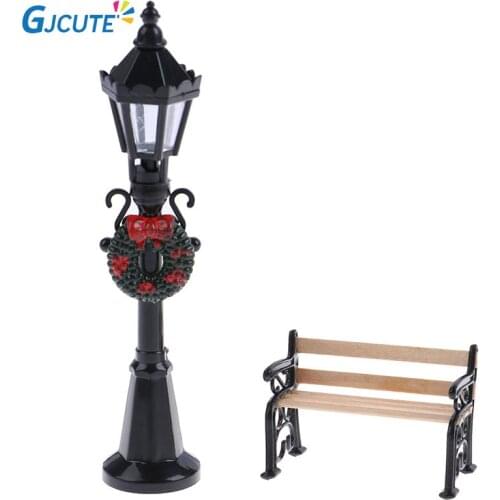 1:12 Dollhouse Miniature Christmas Park Street Lamp Doll Streetlight Decor Toy 12cm