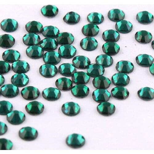 SS3-SS34 Emerald Green Shiny 3D Nail Art Rhinestone Non Hotfix Flatback Glue On Rhinestones For DIY Nail Art