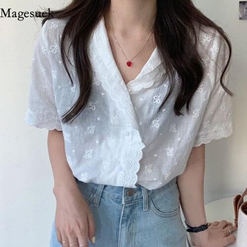 Summer Korean V-neck Shirt New 2021 Sweet Lace Hollow Out Embroidered Solid Ladies Tops Vintage Short Sleeve Womens Shirt 14033
