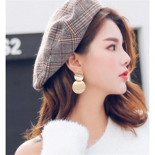 Ear stud of hollow out of round piece of metal restoring ancient ways geometric circle earring European and American joker fashi