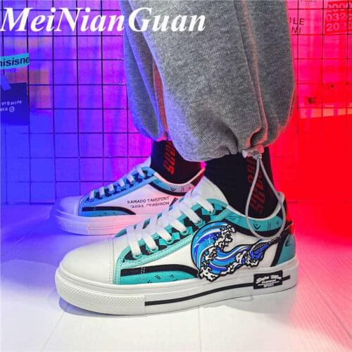 Fashion Mens Trainers Couple See Sneakers Luxury Brand 2021 Trend Vulcanize Lace-up Light Flat Mens Shoe Street Anime Shoes CW