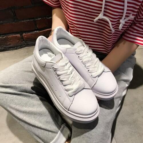 White vulcanized shoes spring and autumn womens shoes flat shoes 35-40 yards 2019 new